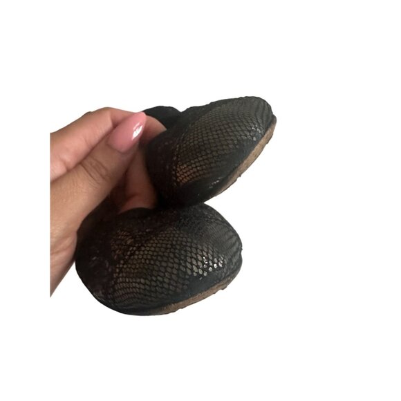 CHANEL Women's Black Metallic Captoe Ballet Flats Size 5 / 35 - Picture 4 of 13